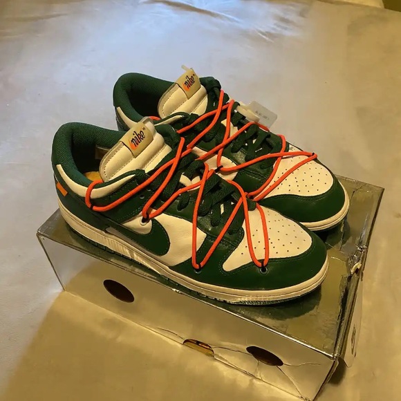 Nike x Off-White “Pine Green”